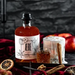 ÆRE Korn Likör & Rum<Aere Bratapfellikör