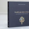 ZEIT Buchhandlung Geschenkbücher<Erinnerungsbuch: Erzähl mir dein Leben - Leinenausgabe