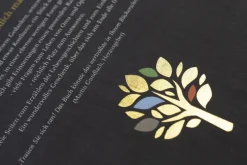 ZEIT Buchhandlung Geschenkbücher<Erinnerungsbuch: Erzähl mir dein Leben - Leinenausgabe