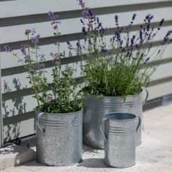 Garden Trading Gartenhelfer|Dekoration & Vasen<3er-Set Pflanztöpfe aus verzinktem Stahl