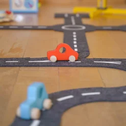 Kinder GOKI Textilien<Filz-Spielstraße mit 2 Fahrzeugen