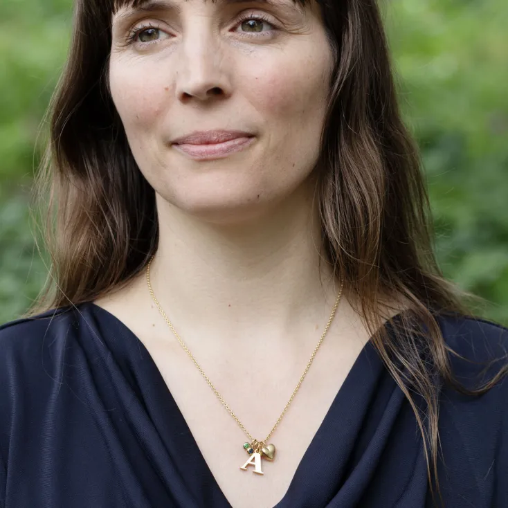 Anke Gralfs Goldschmiedeschmuck<Goldanhänger mit Saphir (Blau)