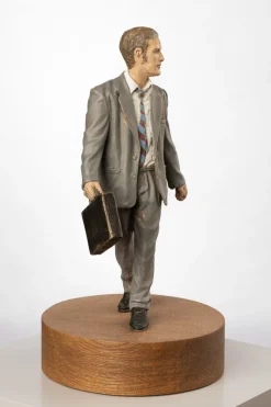 Christoph Pöggeler Bronze<Handbemalte Bronze-Skulptur »Geschäftsmann«