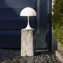 Louis Poulsen Tisch- & Leseleuchten<Leuchte »Panthella 250 Portable« Acryl Opal Weiß