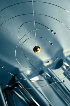 Flensted Hanging Art Wandbilder & Wanddekoration<Mobile »Niels Bohr«