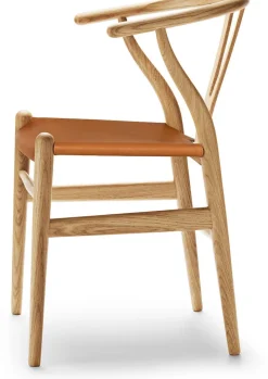 Carl Hansen Sondereditionen|Stühle & Sessel<ZEIT Sonderedition »CH24«, Wishbone Chair aus Eiche und Leder