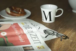 KPM Berlin Geschirr & Gläser<ZEIT-Sonderedition Frühstückstasse »Berlin«, Buchstaben