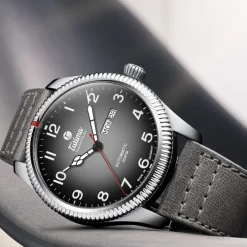 Tutima Glashütte Armbanduhren<ZEIT-Sonderedition »Grand Flieger Classic Automatic Schiefergrau«