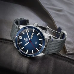 Tutima Glashütte Armbanduhren<ZEIT-Sonderedition »Grand Flieger Airport Automatic«